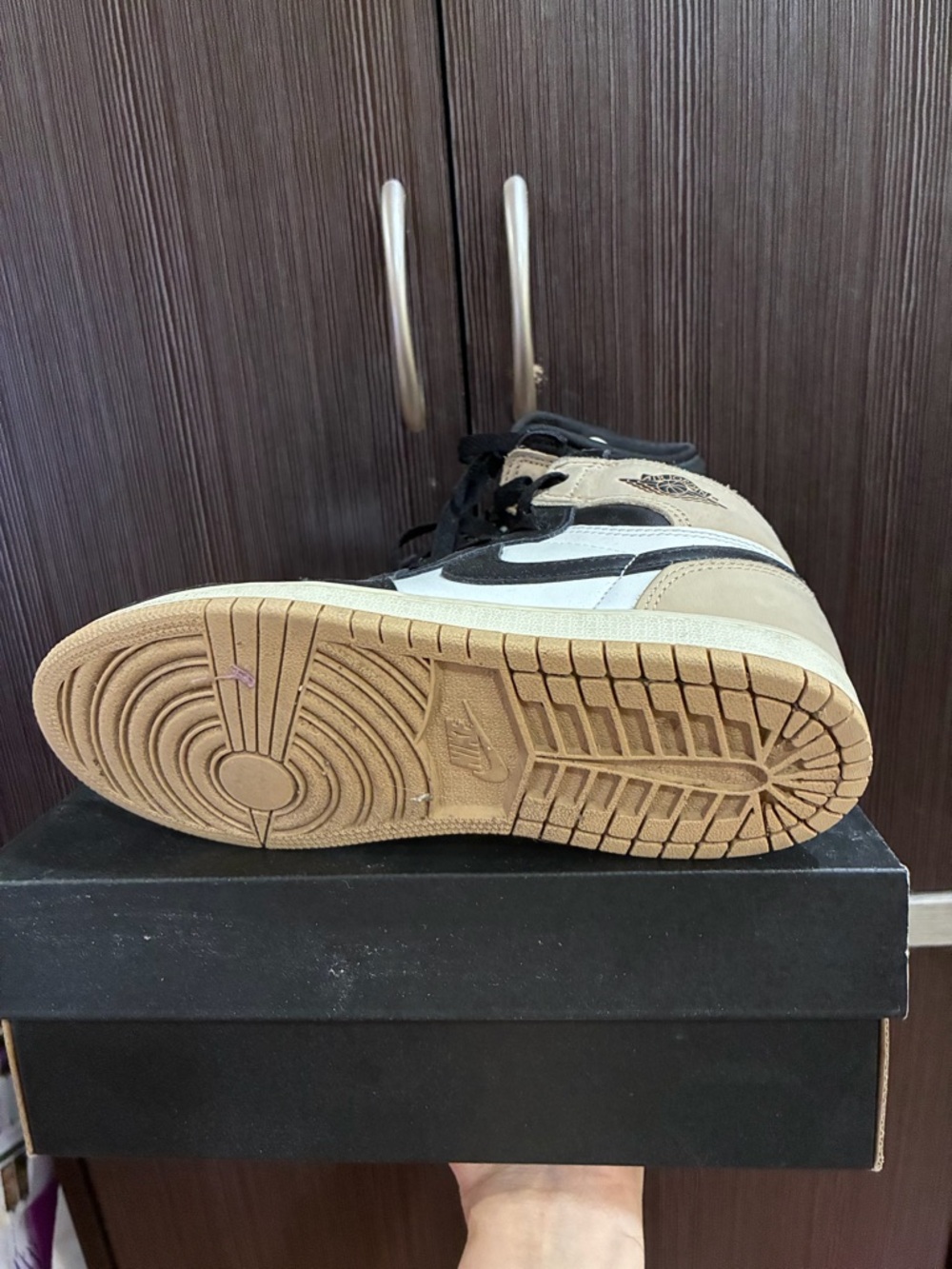 Nike Air Jordan 1 High Black White Taupe - Picture 9 of 12